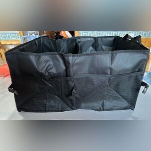 Vehicle trunk organizer